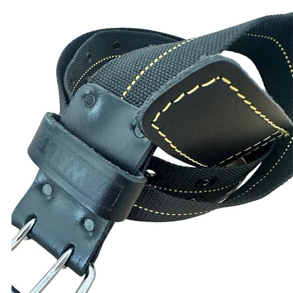 DeWalt heavy duty work/tool belt Sz 56” NWOT work belt - Picture 4 of 5
